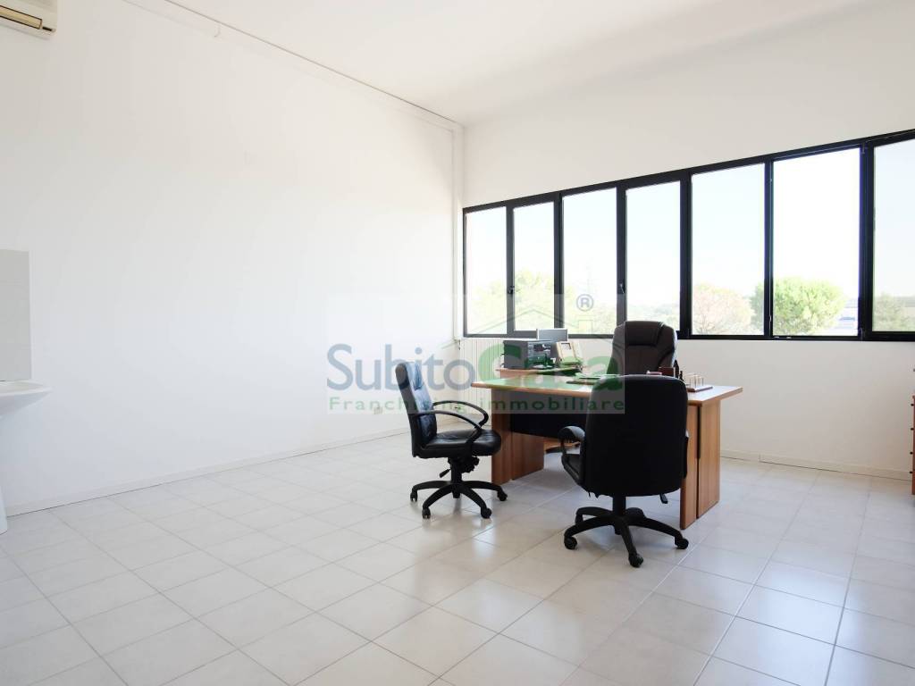 ufficio in vendita a Chieti