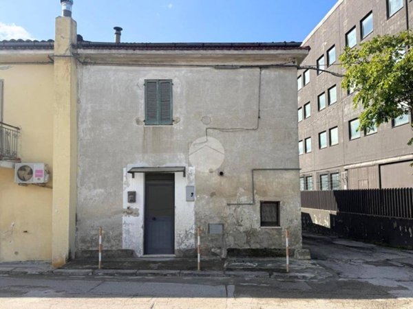 casa indipendente in vendita a Chieti in zona Chieti Scalo