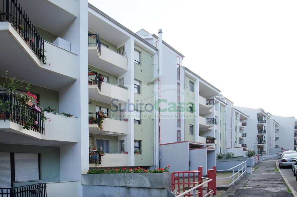 appartamento in vendita a Chieti in zona Tricalle