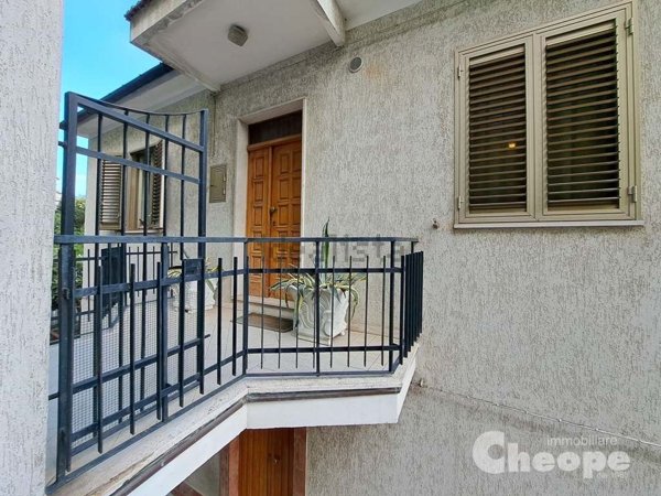 casa indipendente in vendita a Chieti