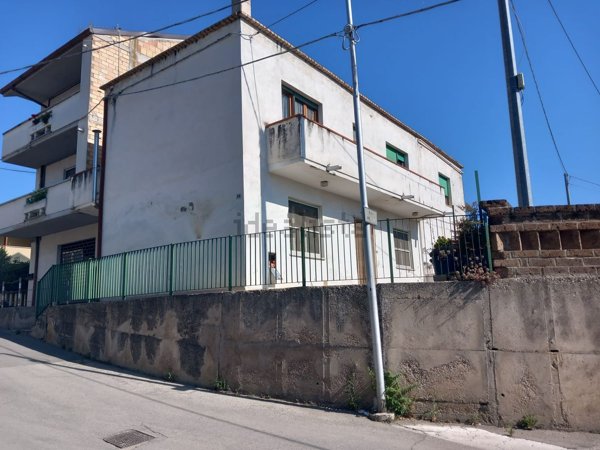 appartamento in vendita a Chieti in zona Brecciarola