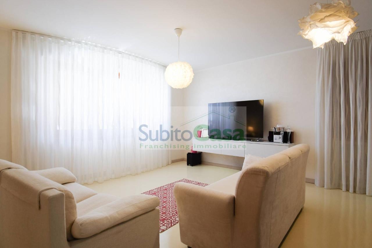 casa indipendente in vendita a Chieti in zona Centro Città