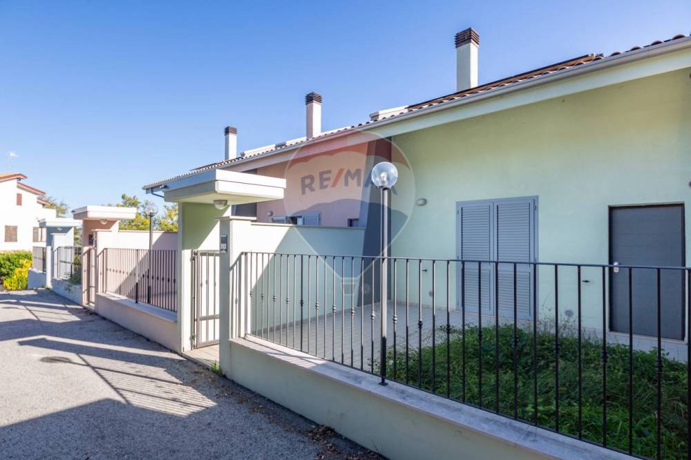 casa indipendente in vendita a Chieti