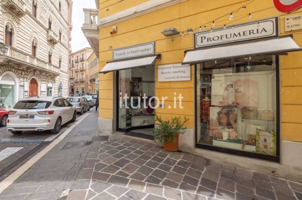 negozio in vendita a Chieti in zona Centro Città