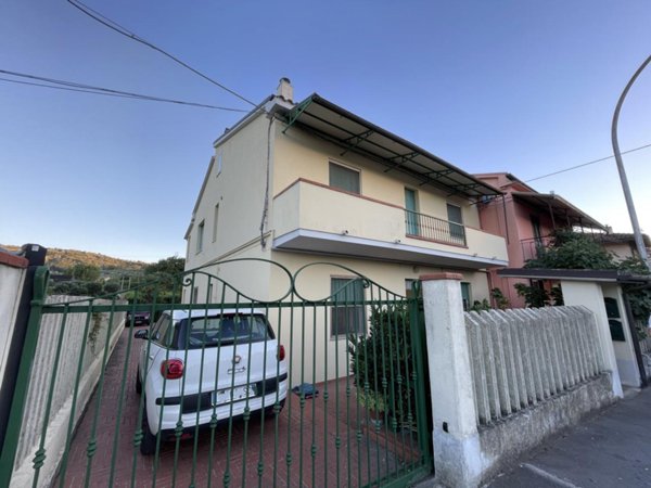 casa indipendente in vendita a Chieti in zona Chieti Scalo