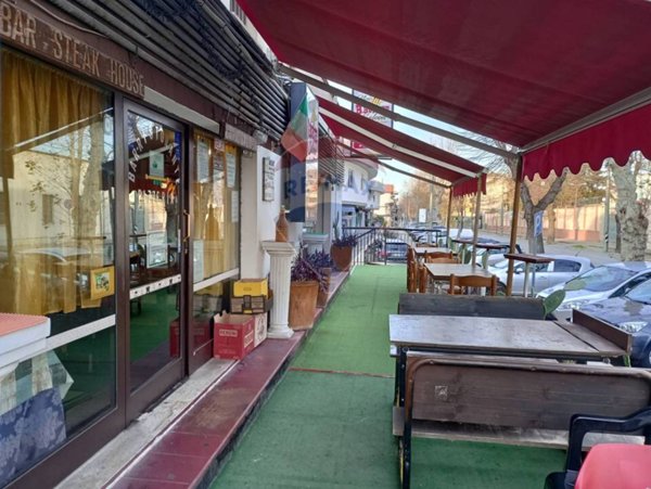 negozio in vendita a Chieti in zona Chieti Scalo