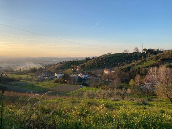 terreno agricolo in vendita a Chieti in zona Chieti Scalo
