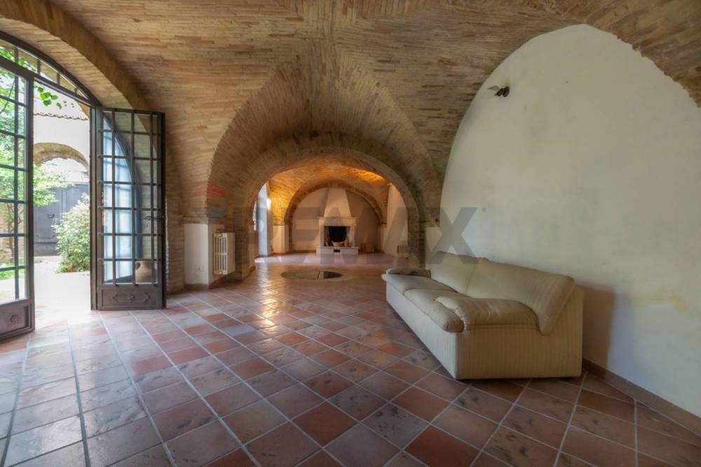 casa indipendente in vendita a Chieti in zona Centro Città