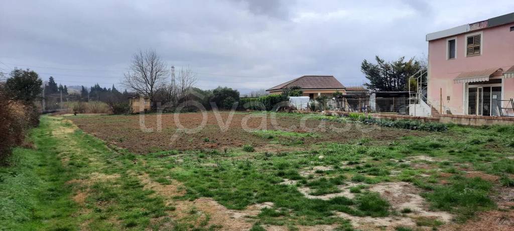 terreno agricolo in vendita a Chieti in zona Chieti Scalo