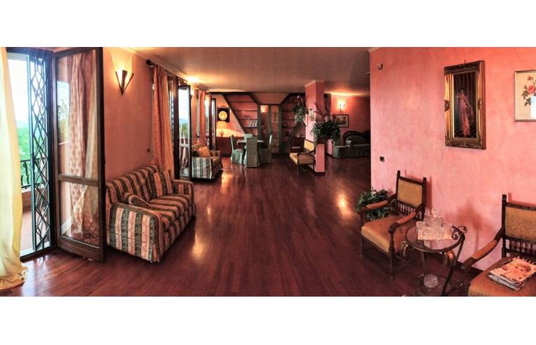 casa indipendente in vendita a Chieti in zona Centro Città