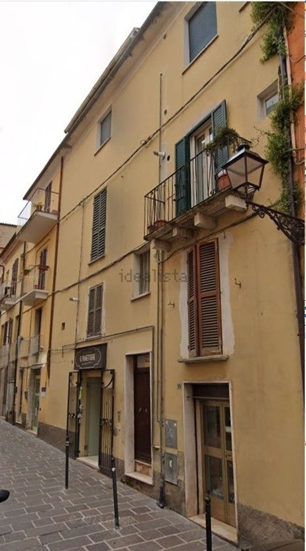 appartamento in vendita a Chieti in zona Centro Città