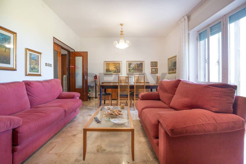 casa indipendente in vendita a Chieti in zona Centro Città