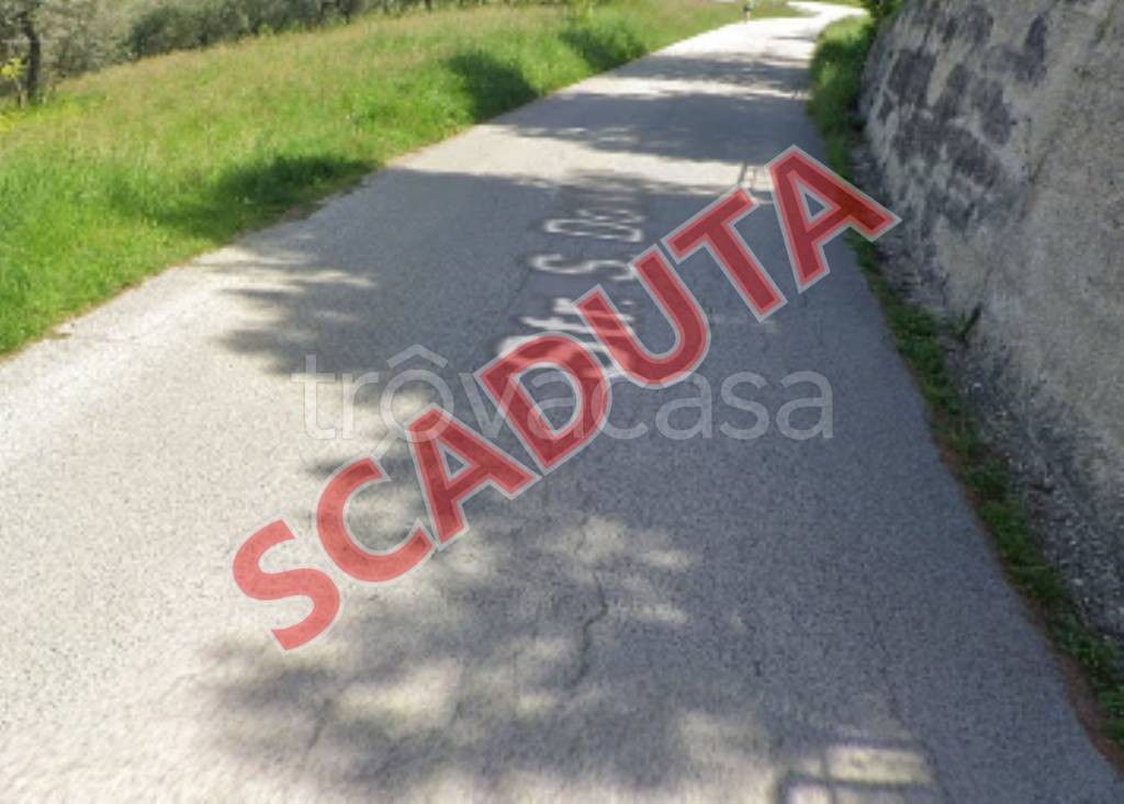 locale commerciale in vendita a Chieti