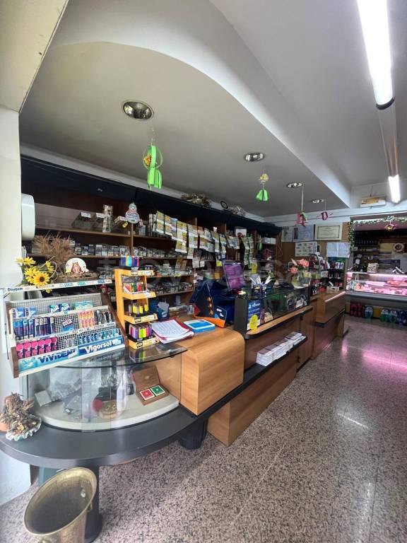 negozio in vendita a Chieti in zona Centro Città