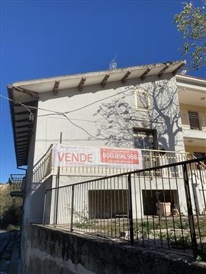 casa indipendente in vendita a Chieti in zona Solferino