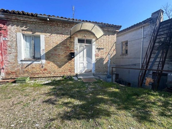 casa indipendente in vendita a Chieti in zona Chieti Scalo