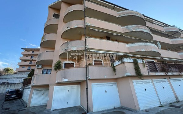 appartamento in vendita a Chieti in zona Tricalle