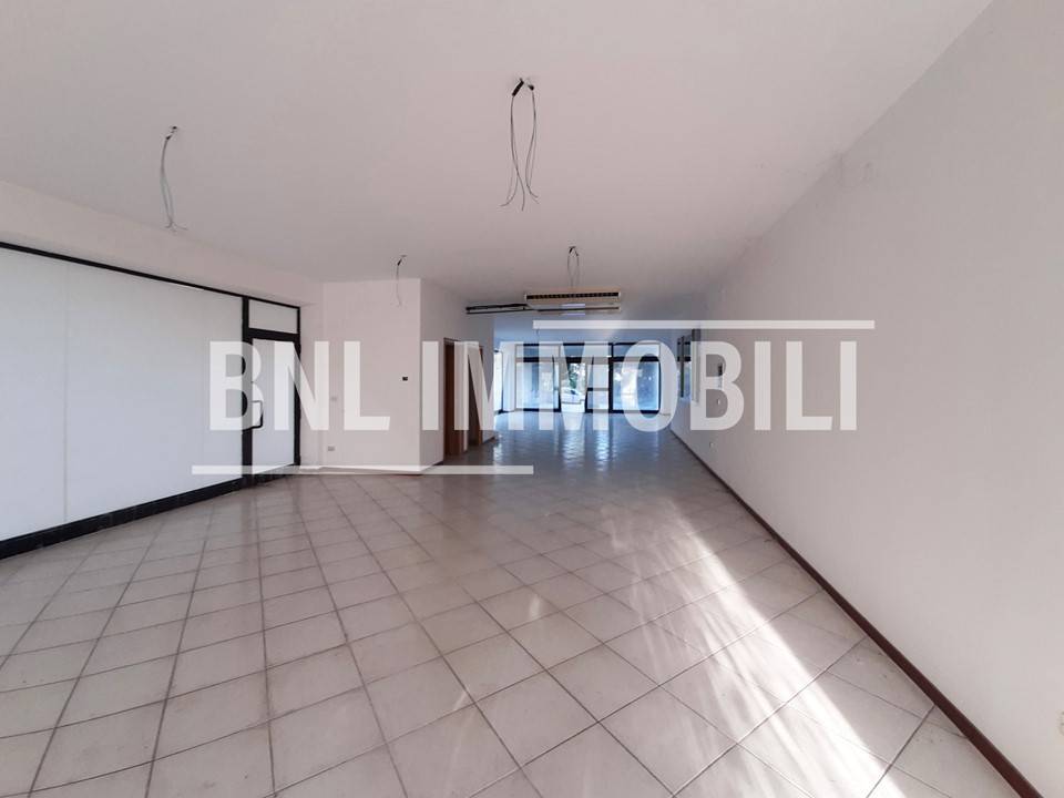 negozio in vendita a Chieti