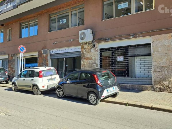 negozio in vendita a Chieti in zona Centro Città