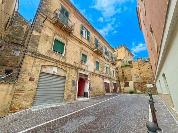 appartamento in vendita a Chieti in zona Centro Città