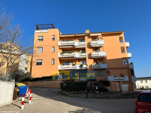 appartamento in vendita a Chieti in zona Tricalle