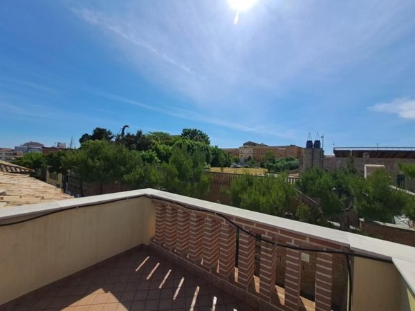 casa indipendente in vendita a Chieti in zona Centro Città