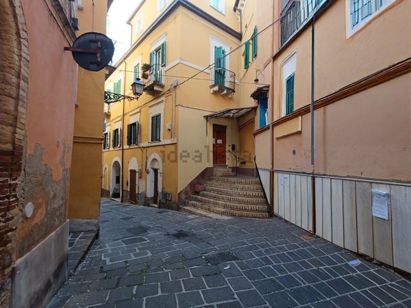 appartamento in vendita a Chieti in zona Centro Città