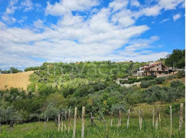 terreno agricolo in vendita a Chieti in zona San Salvatore