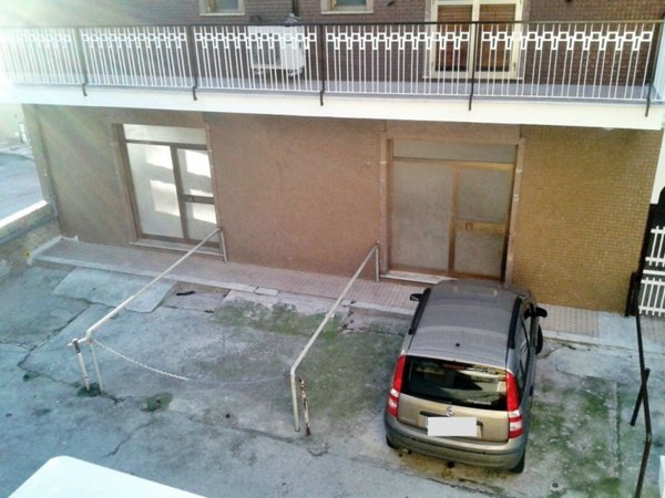 locale commerciale in vendita a Chieti in zona Centro Città