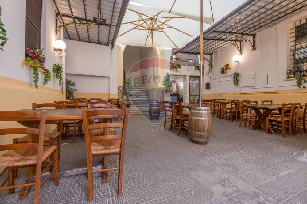 locale commerciale in vendita a Chieti in zona Centro Città