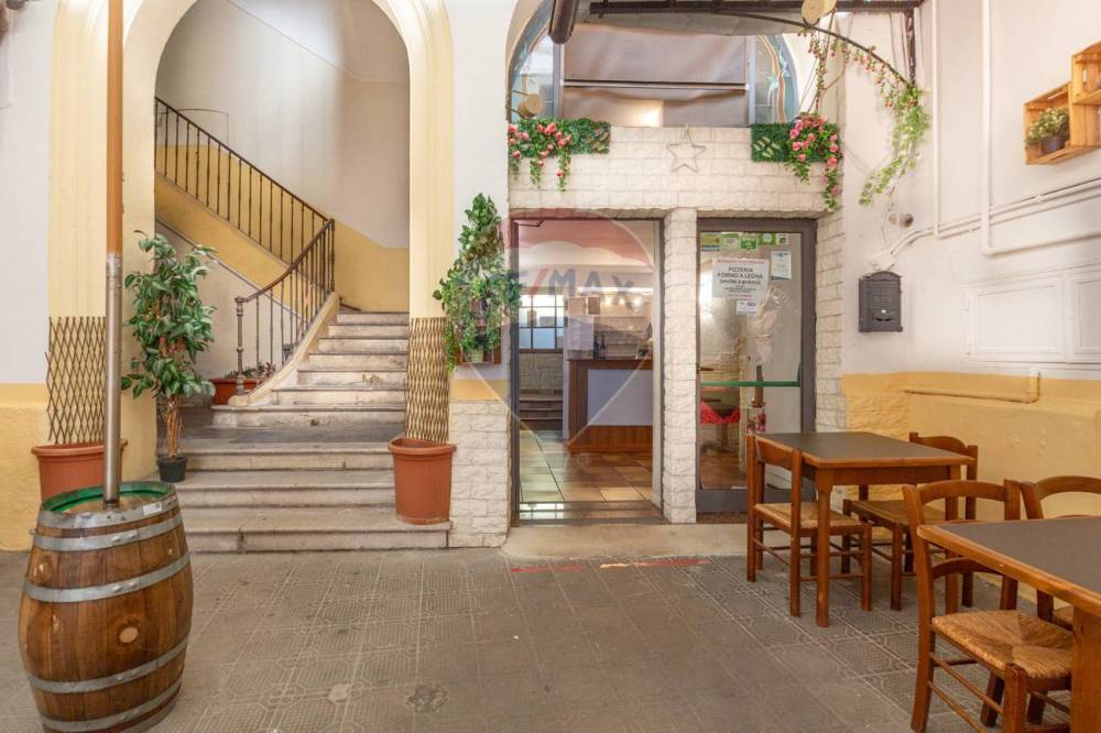 locale commerciale in vendita a Chieti