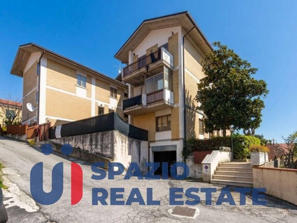 appartamento in vendita a Chieti in zona Tricalle