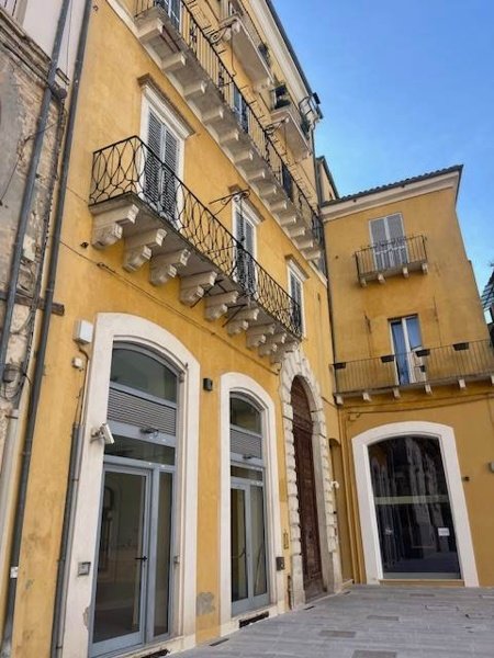 appartamento in vendita a Chieti in zona Centro Città