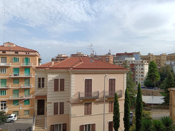 appartamento in vendita a Chieti in zona Centro Città