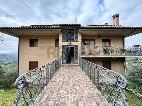 villa in vendita a Chieti