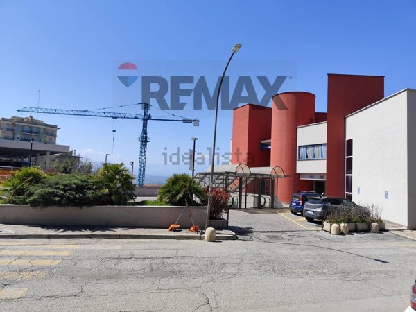 locale commerciale in vendita a Chieti
