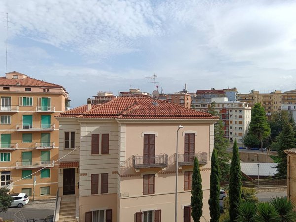 appartamento in vendita a Chieti in zona Centro Città