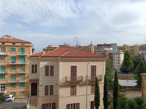 appartamento in vendita a Chieti in zona Centro Città
