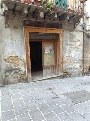 locale commerciale in vendita a Chieti in zona Centro Città