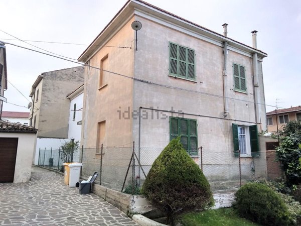 casa semindipendente in vendita a Chieti in zona Sant'Anna
