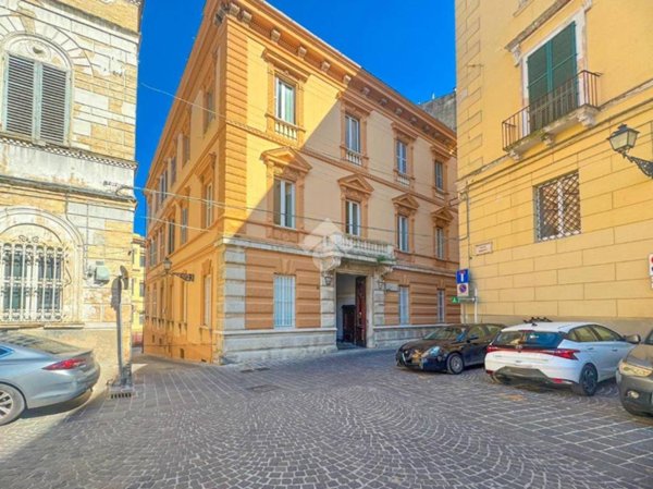 appartamento in vendita a Chieti in zona Centro Città