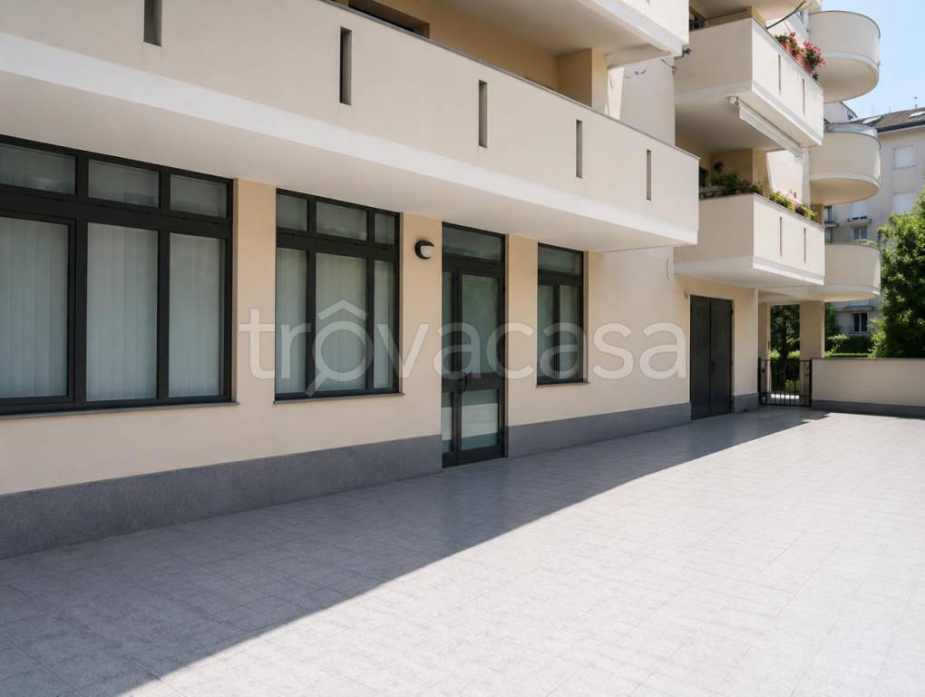 negozio in vendita a Chieti in zona Chieti Scalo