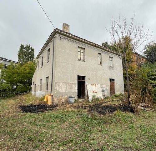 casa indipendente in vendita a Chieti in zona Viale Europa