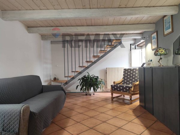casa indipendente in vendita a Chieti in zona Brecciarola