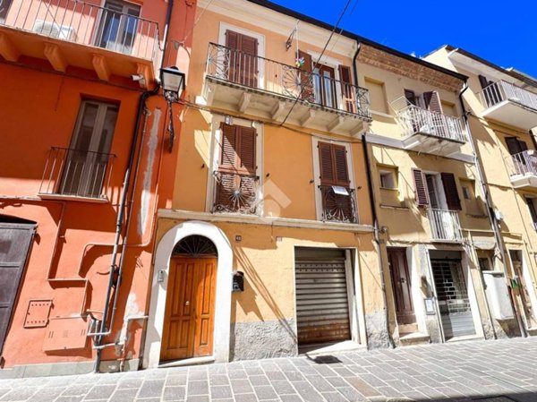 casa indipendente in vendita a Chieti in zona Centro Città