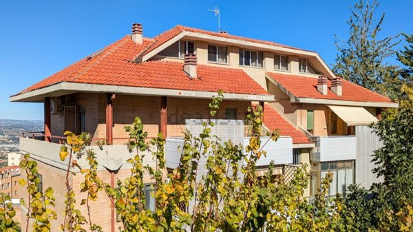 appartamento in vendita a Chieti in zona Centro Città
