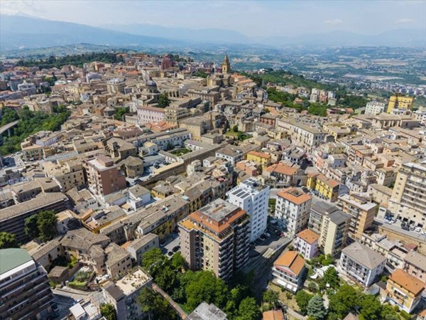 appartamento in vendita a Chieti in zona Centro Città