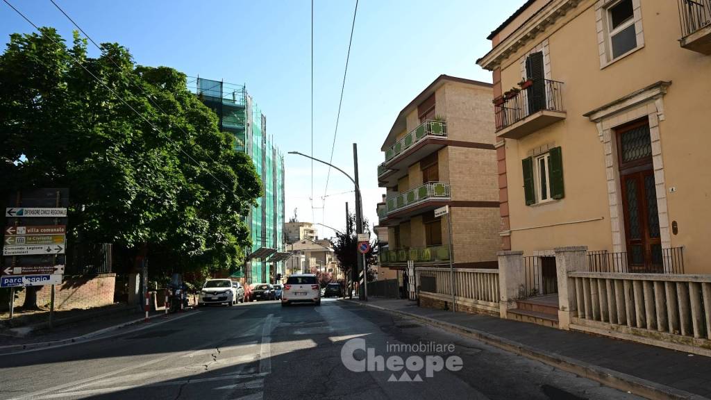 appartamento in vendita a Chieti in zona Madonna degli Angeli