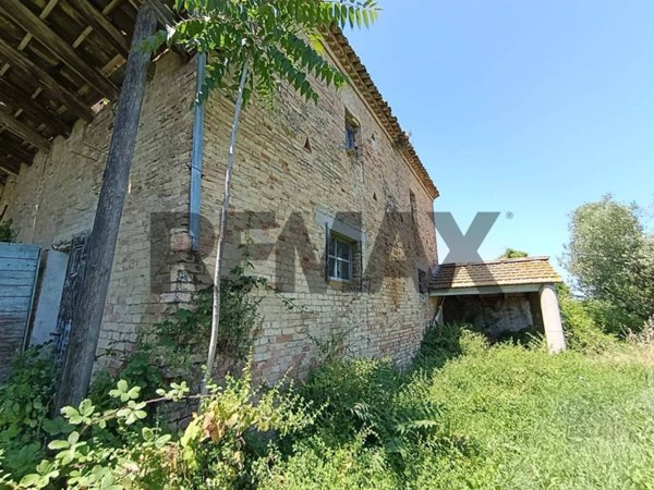 casa indipendente in vendita a Chieti