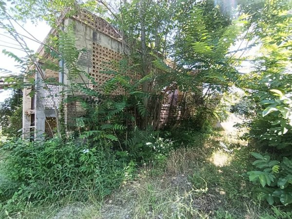 casa indipendente in vendita a Chieti